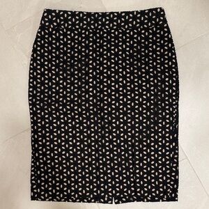 LOFT Black & Cream Geometric Pencil Skirt Size 6